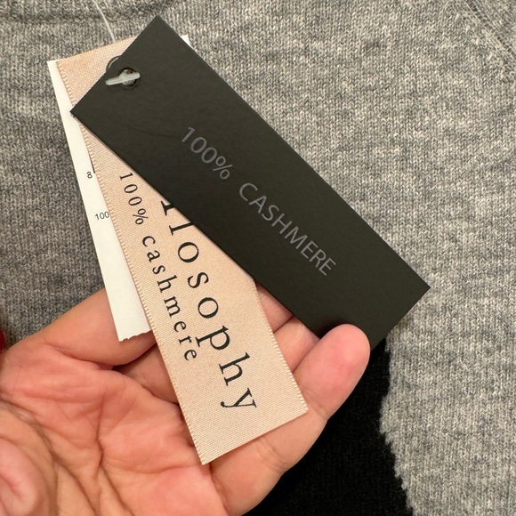 Cashmere Sweater - Picture 4 of 4